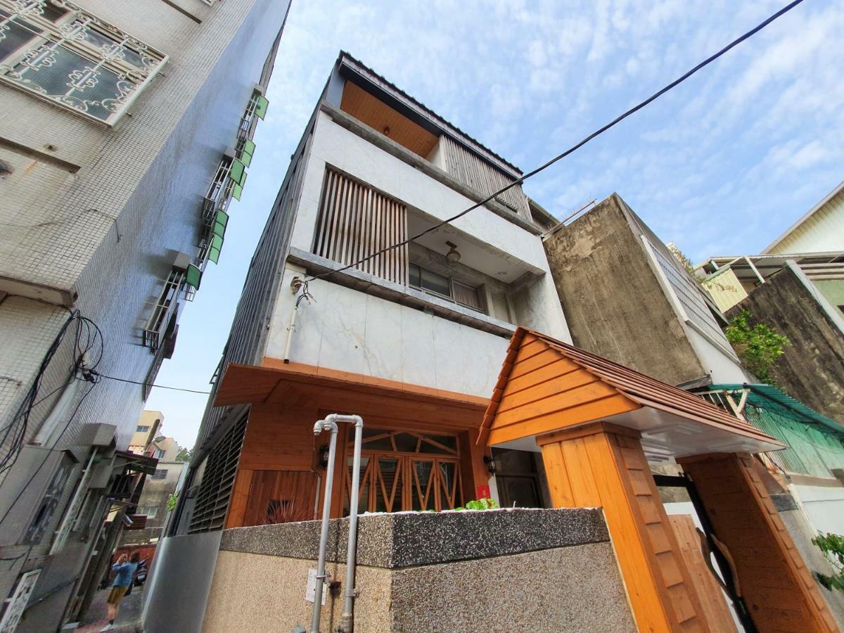 Honey House Tainan Bed and Breakfast Eksteriør billede